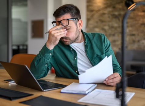 How to Decide Whether to Change Employers: Signs It’s Time for a New Job